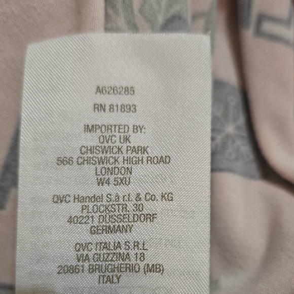 AnyBody Pink Holiday Print Pajama Set - Picture 6 of 7